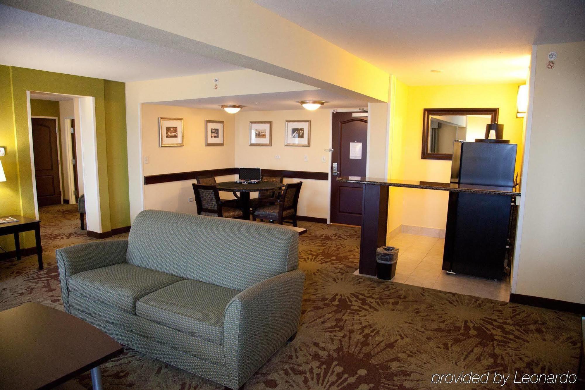 Holiday Inn Chicago North - Gurnee, An Ihg Hotel מראה חיצוני תמונה